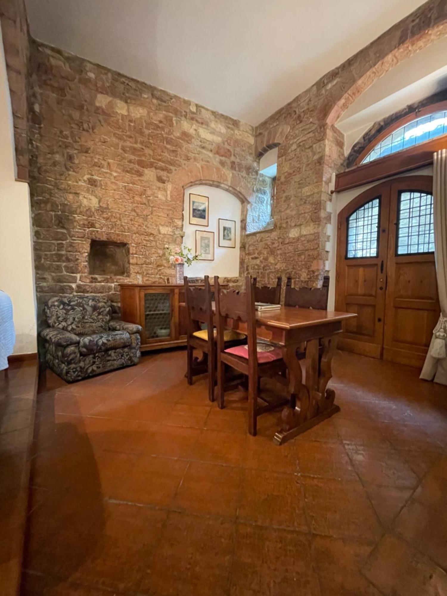 Happy House - Porta San Giacomo Assis Exterior foto